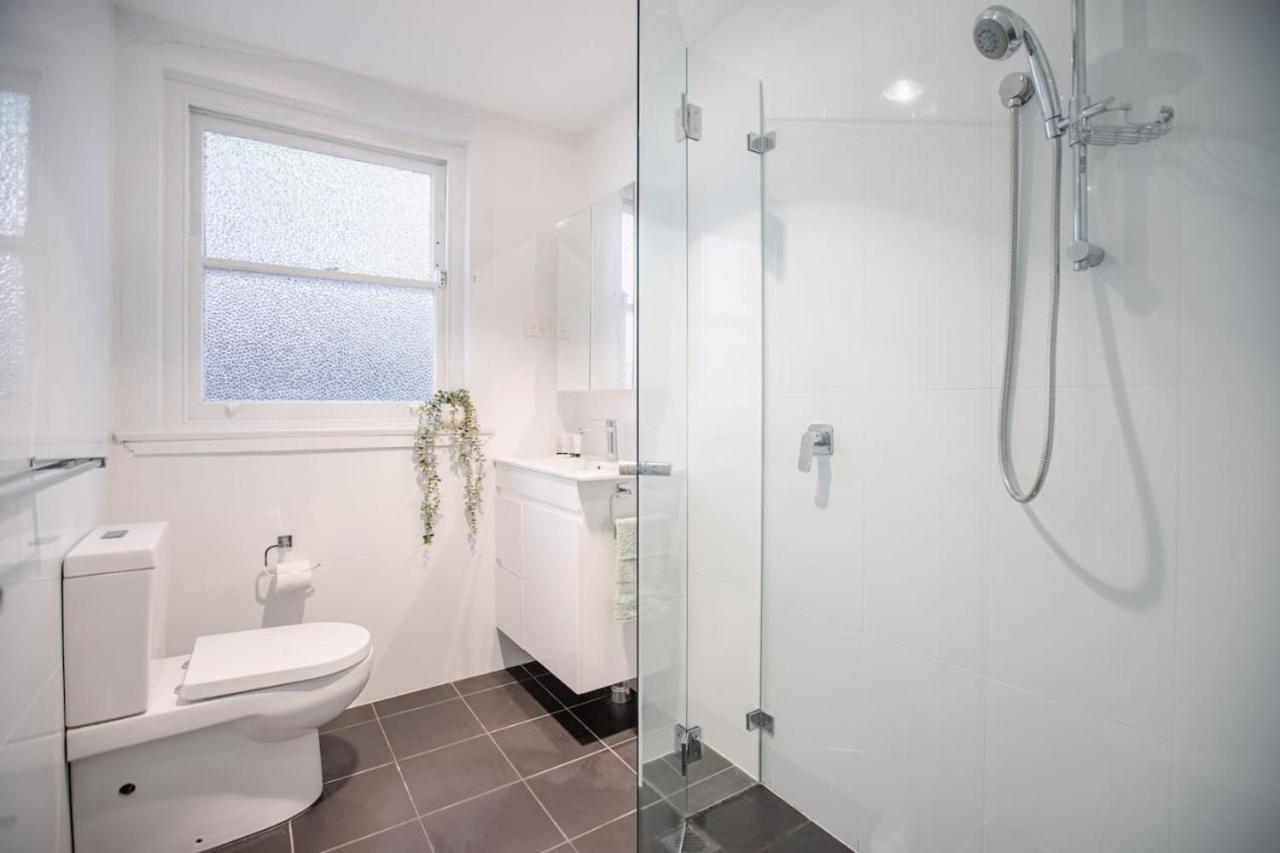 Sea Breeze Retreat, Location, Ground Floor Convenience, Perfect For Families And Business Travelers Apartment